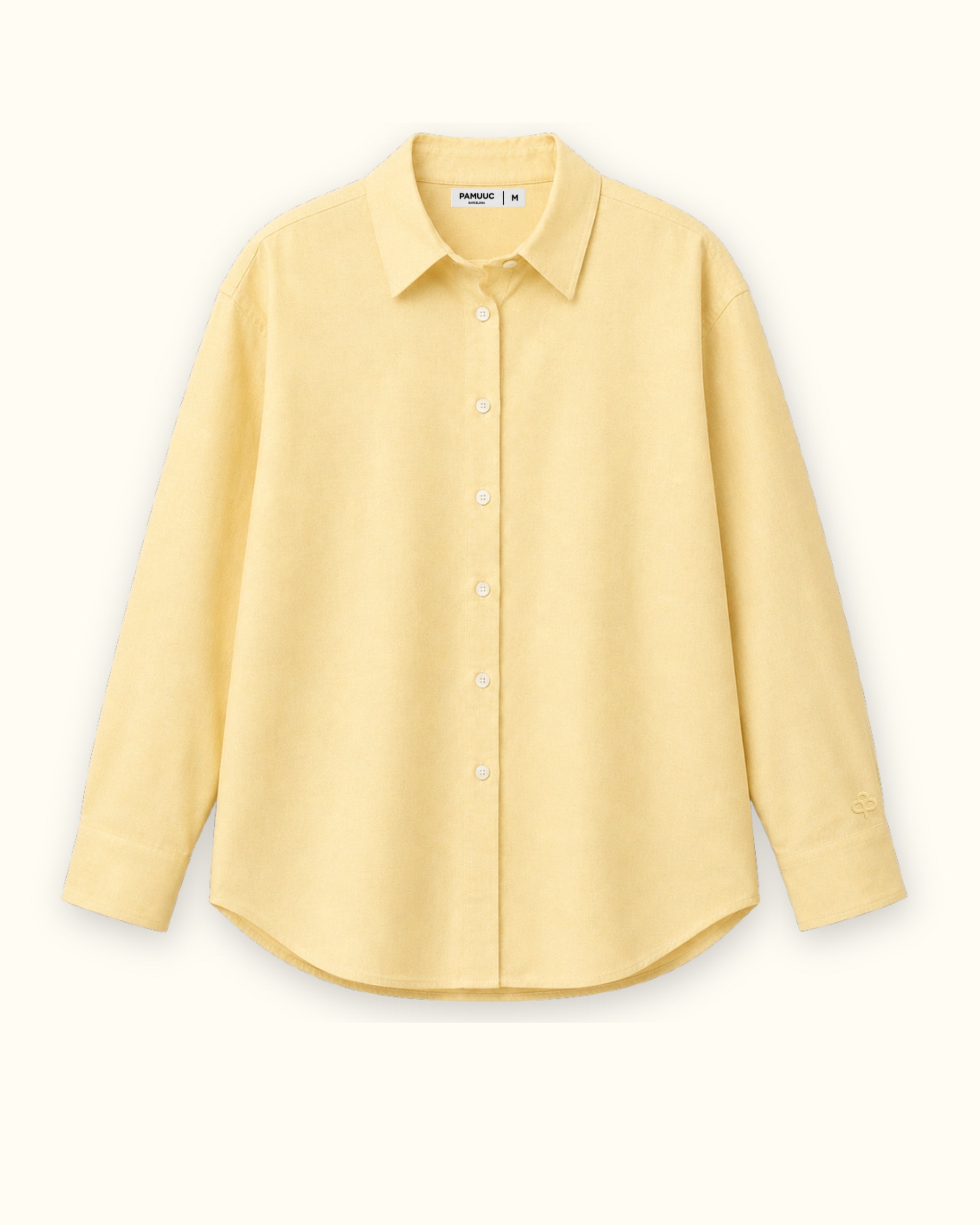 Camisa Oxford medium fit en Oxford amarillo claro, vista frontal, mostrando el cuello, el bajo y la confección relajada